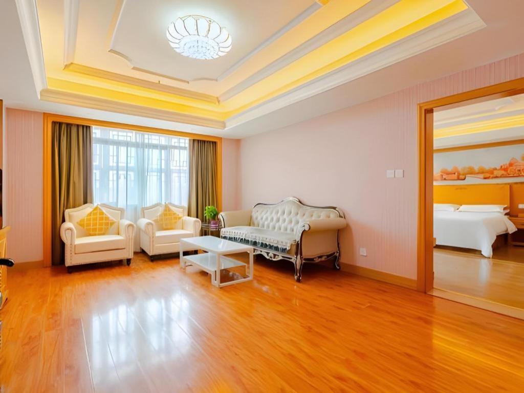 Vienna International Hotel Lhasa Potala Palace Eksteriør billede